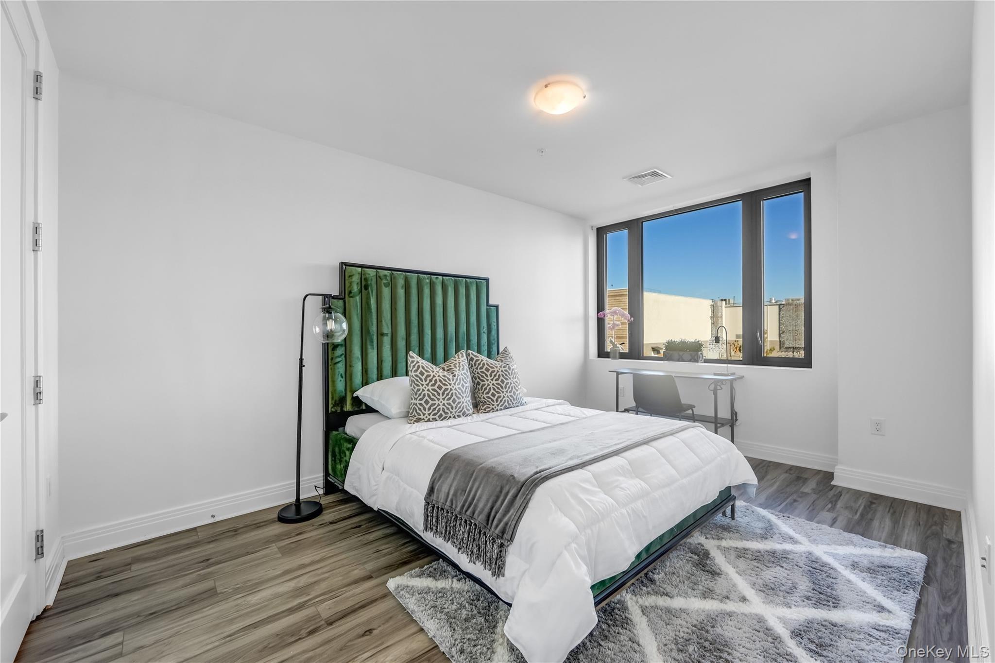 701 Ridge Hill Boulevard Unit: 8M thumbnail 8