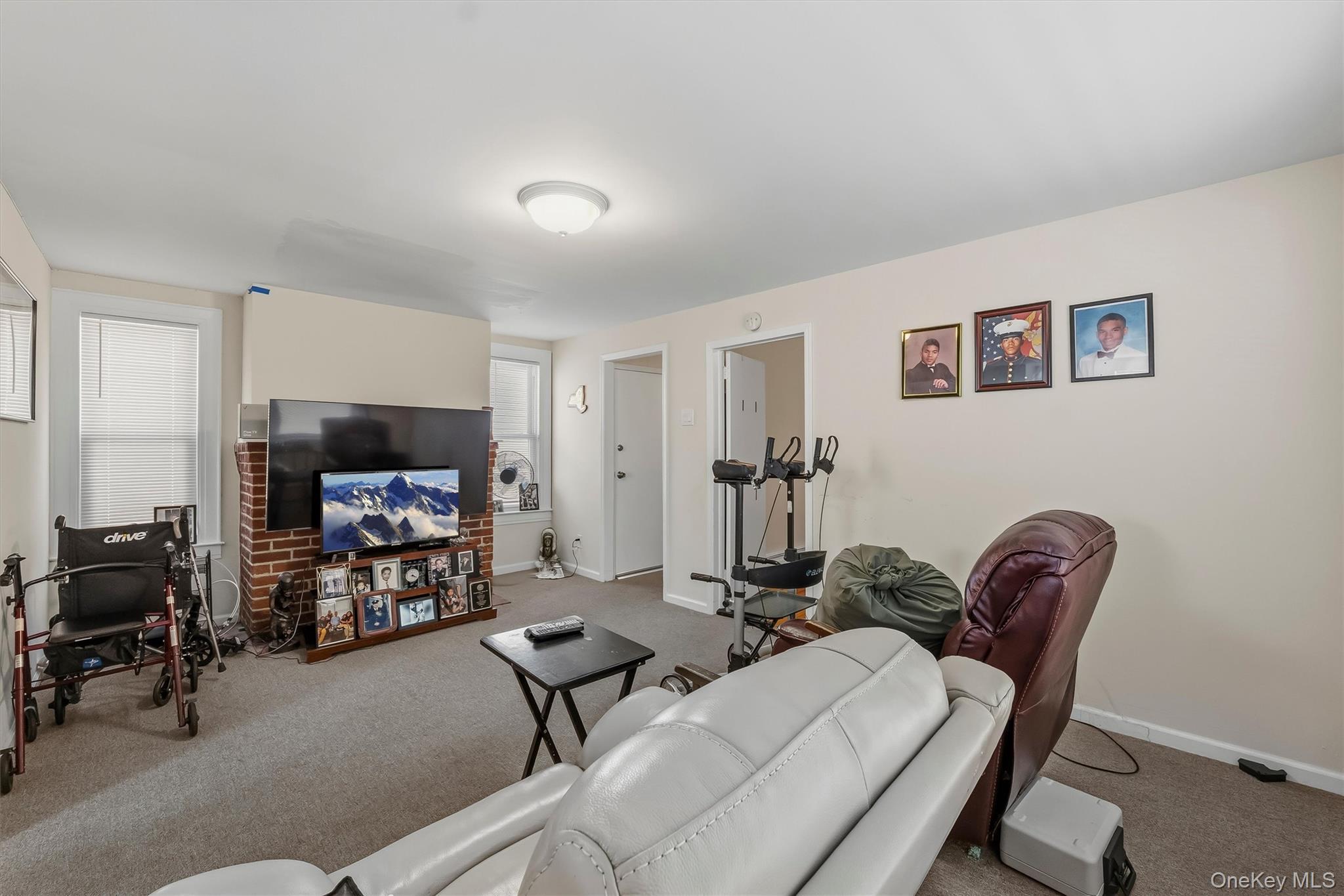 1711 Hobart Avenue thumbnail 12