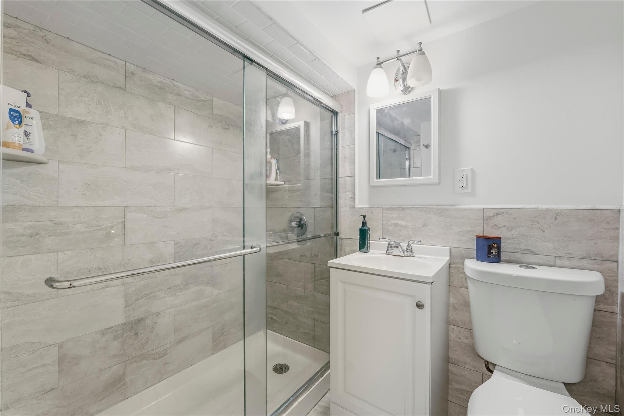 1711 Hobart Avenue thumbnail 37