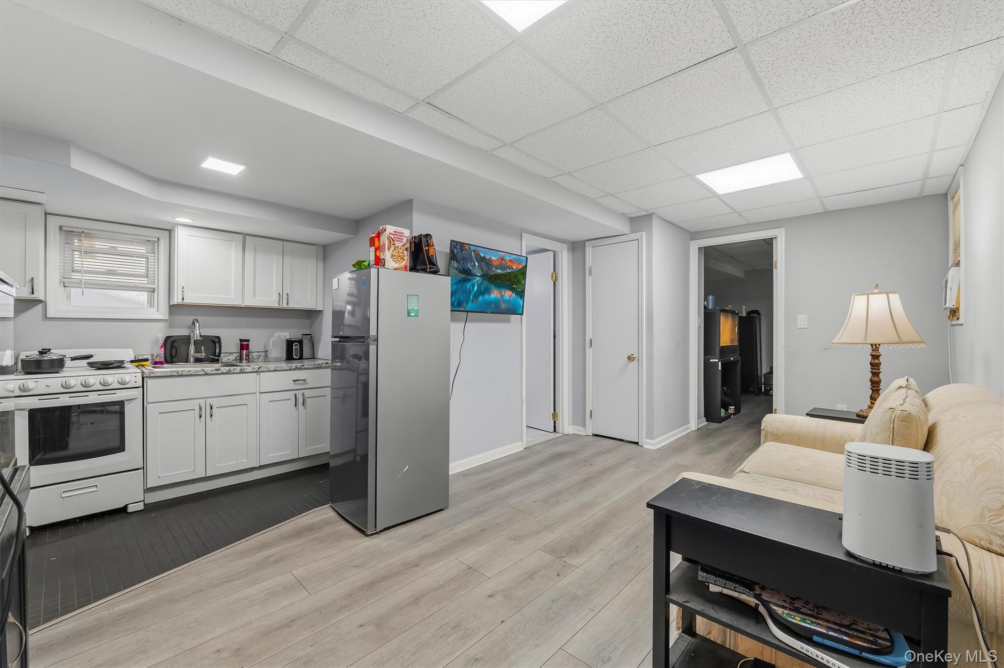 1711 Hobart Avenue thumbnail 34
