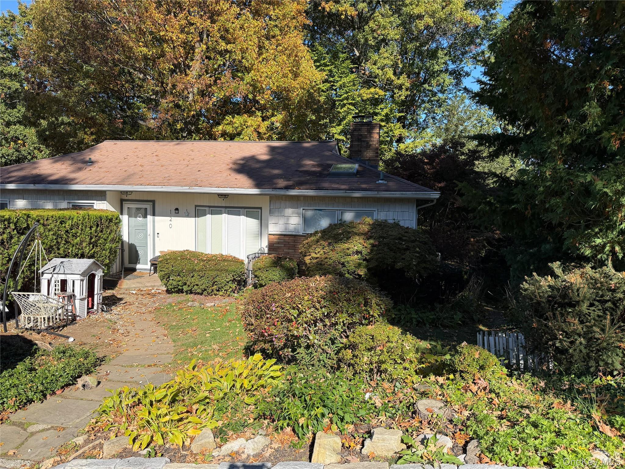 120 Maryton Road, White Plains