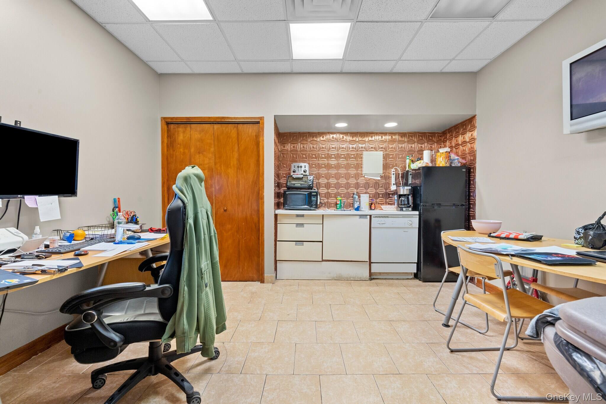 4222 Avenue D thumbnail 8