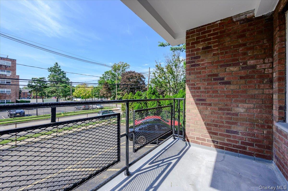 99 Randall Avenue Unit: 1F thumbnail 15