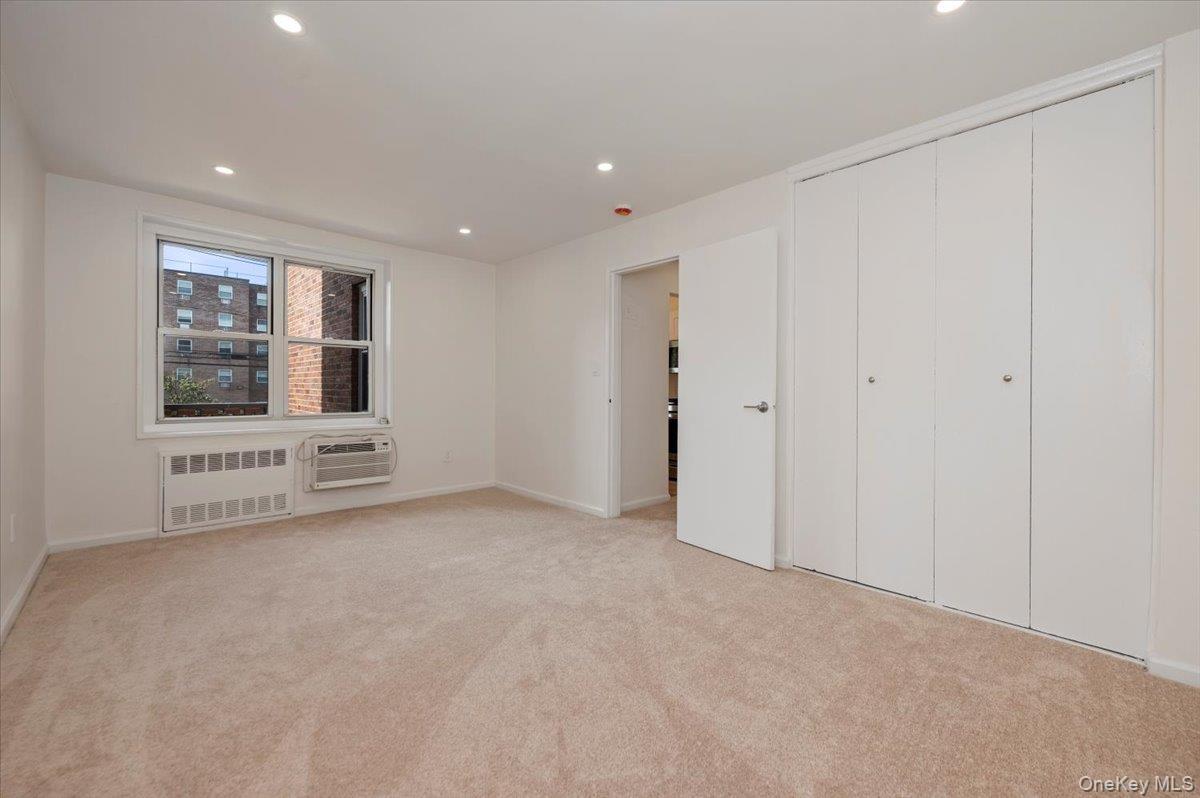 99 Randall Avenue Unit: 1F thumbnail 11