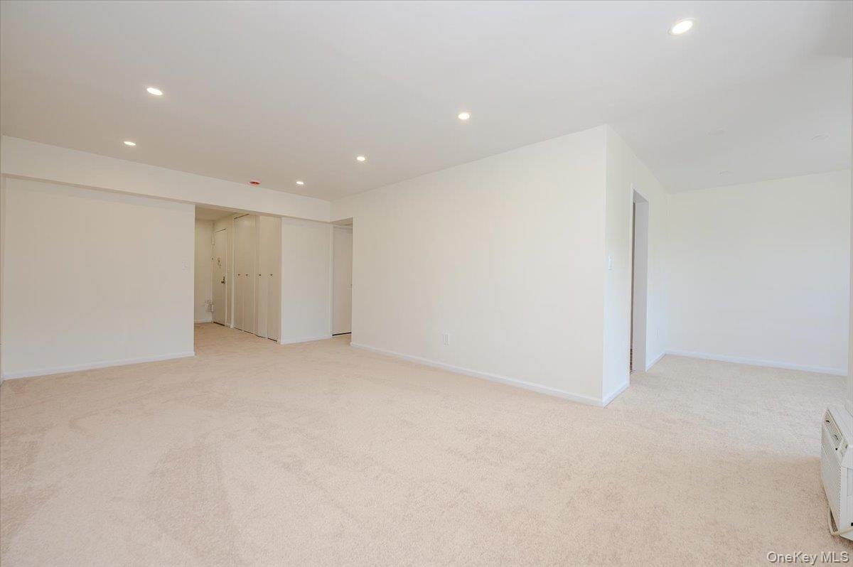 99 Randall Avenue Unit: 1F thumbnail 6
