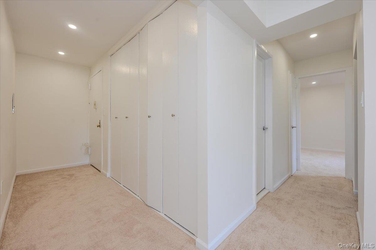 99 Randall Avenue Unit: 1F thumbnail 3