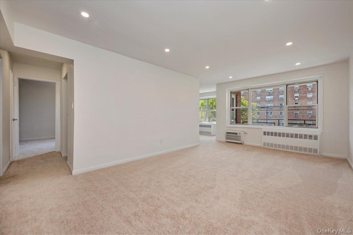 99 Randall Avenue Unit: 1F thumbnail 5