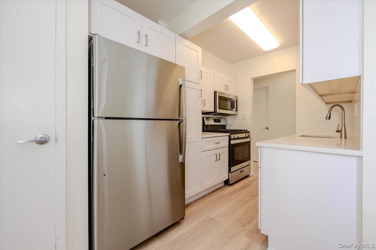 99 Randall Avenue Unit: 1F thumbnail 8