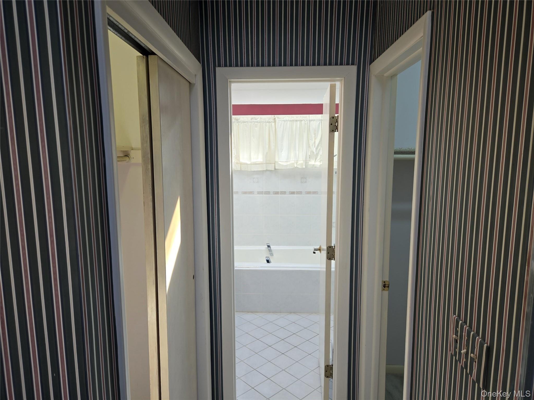 15 Deerwood Drive thumbnail 25