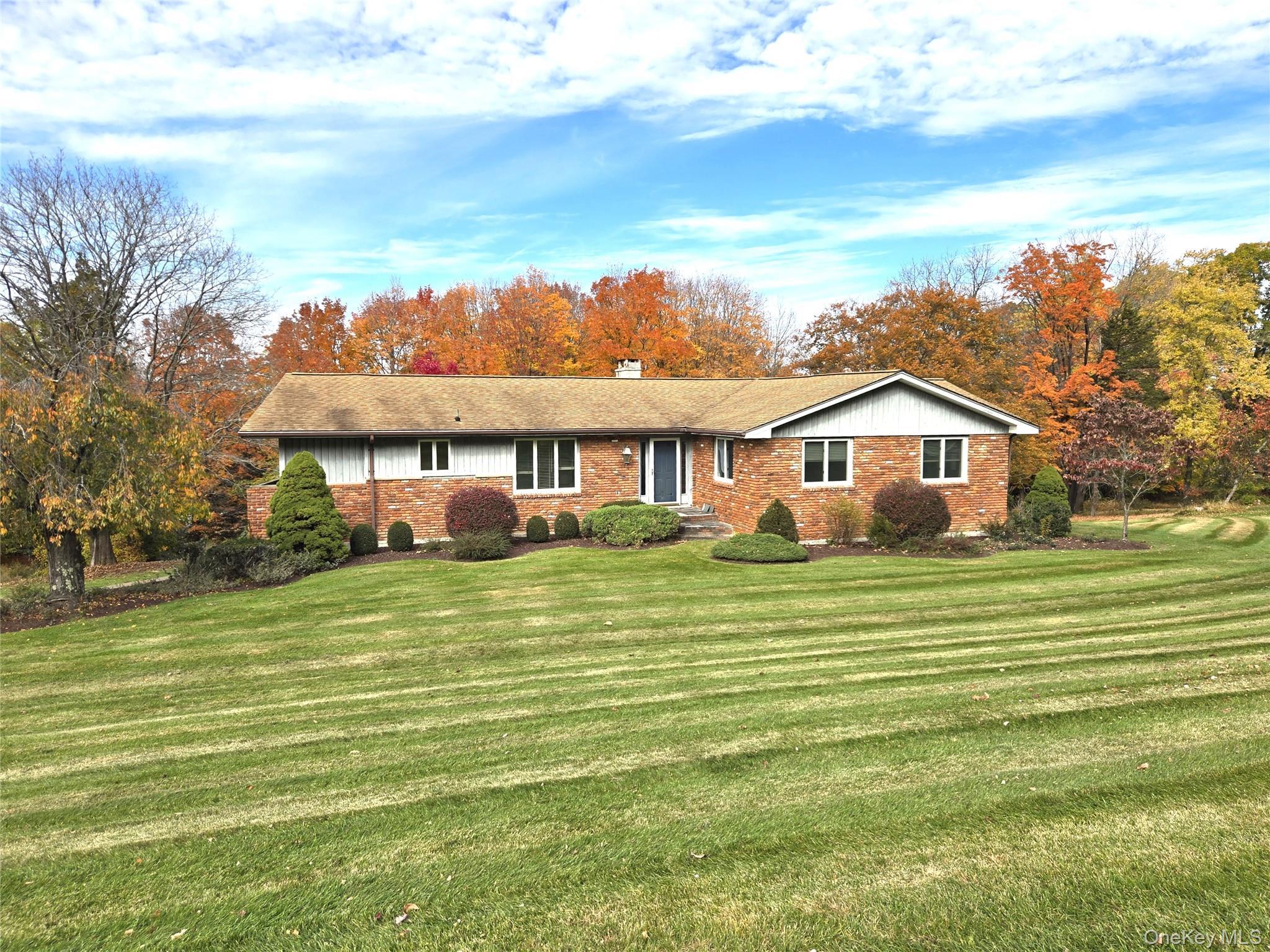 15 Deerwood Drive, Hopewell Junction