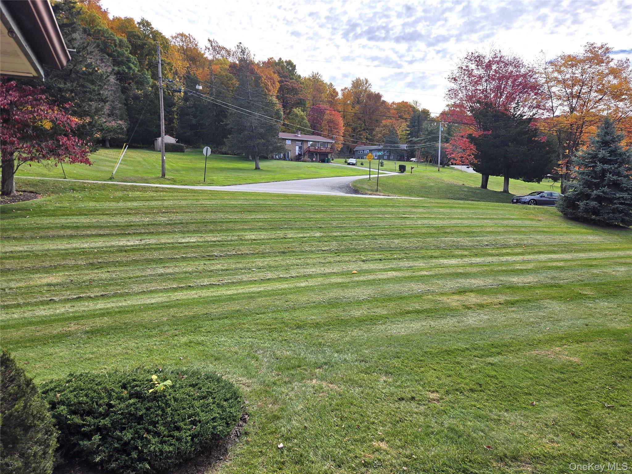 15 Deerwood Drive thumbnail 3
