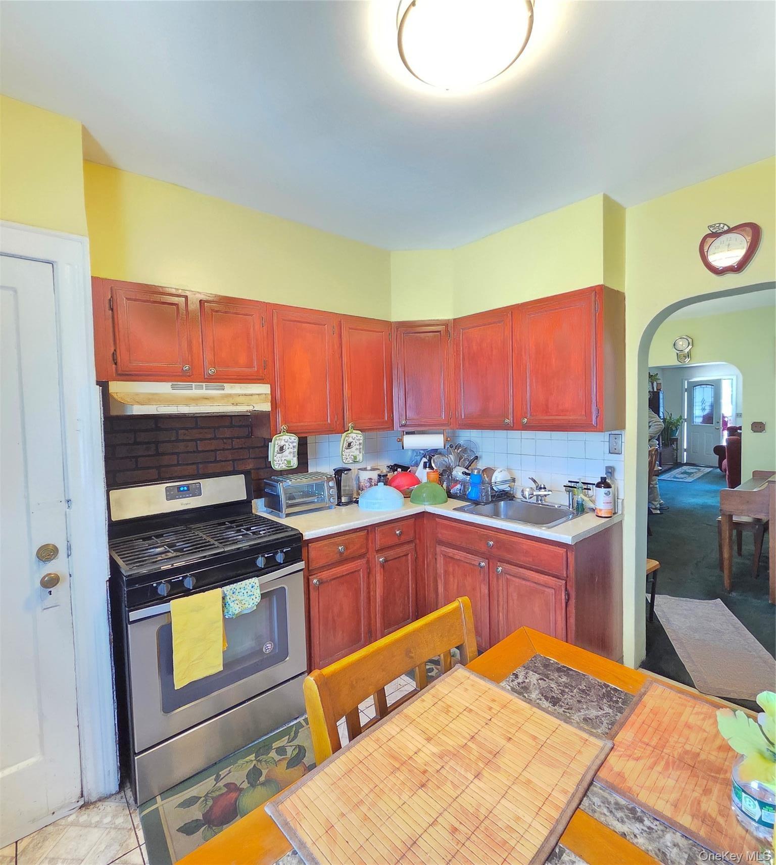 4320 Grace Avenue thumbnail 9