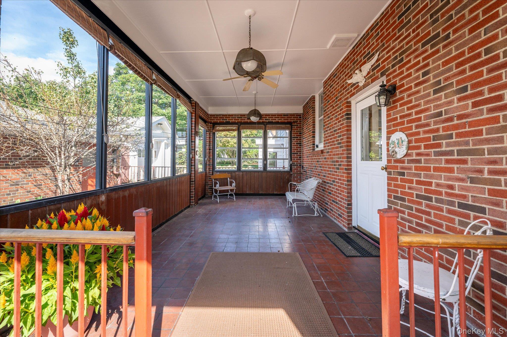321 Hayward Street thumbnail 3