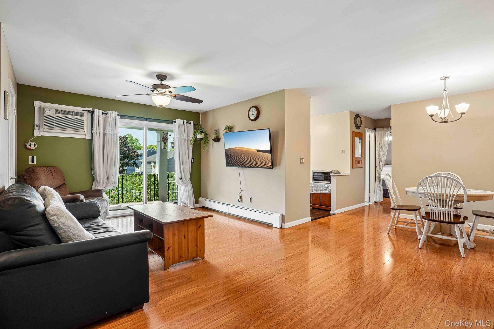 15 Doxbury Lane, Suffern