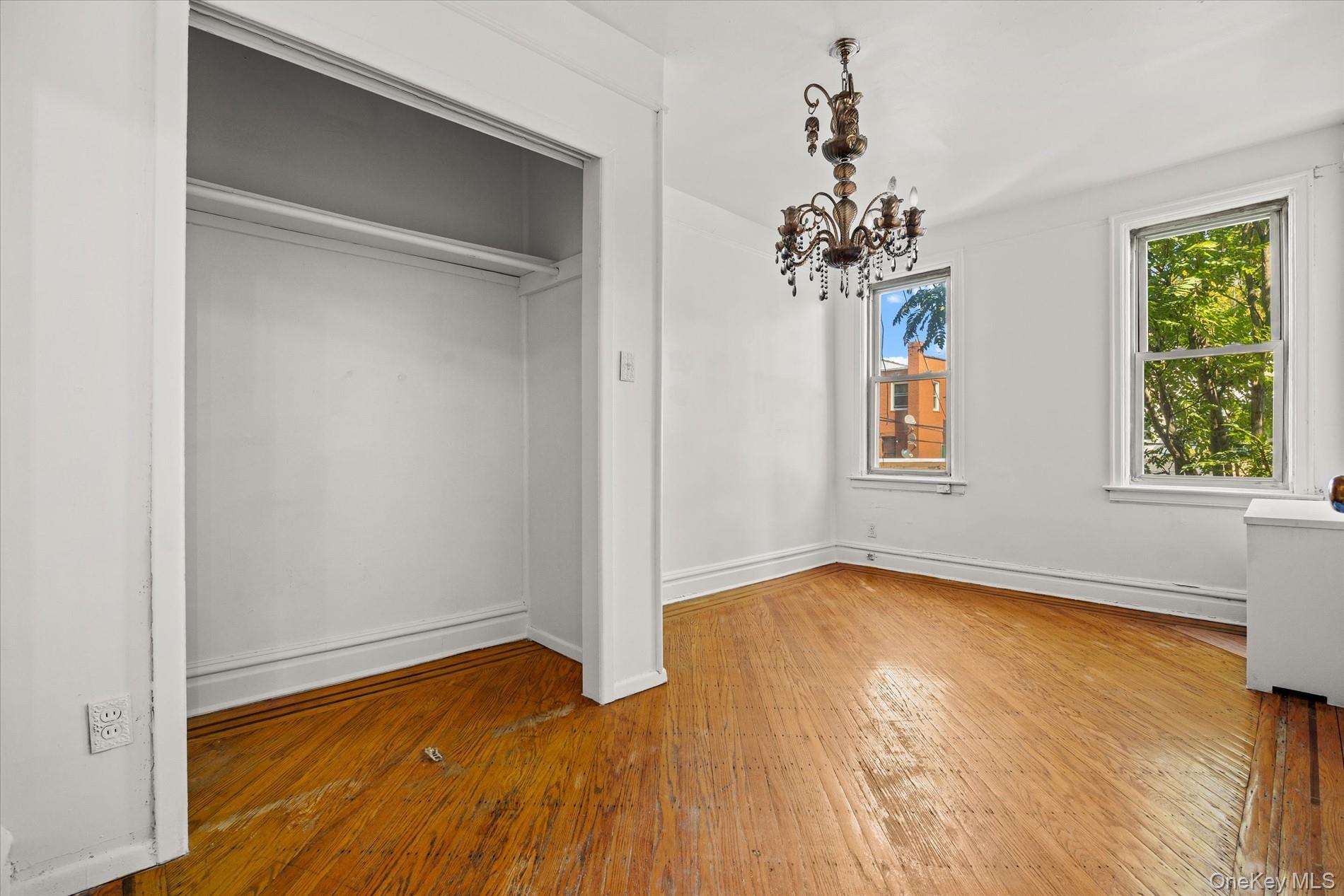 1441 Troy Avenue AVE thumbnail 7