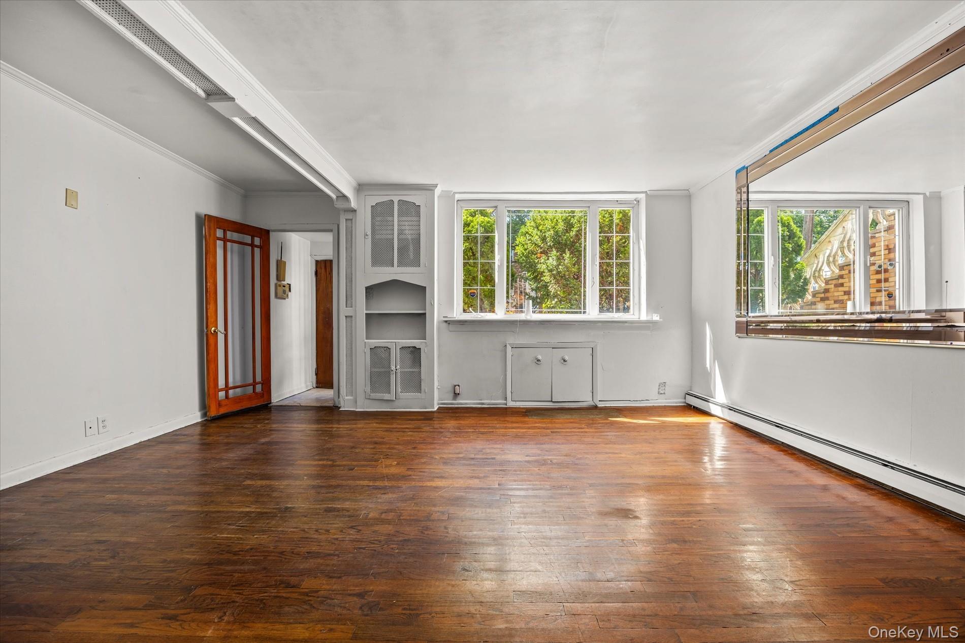 1441 Troy Avenue AVE thumbnail 13