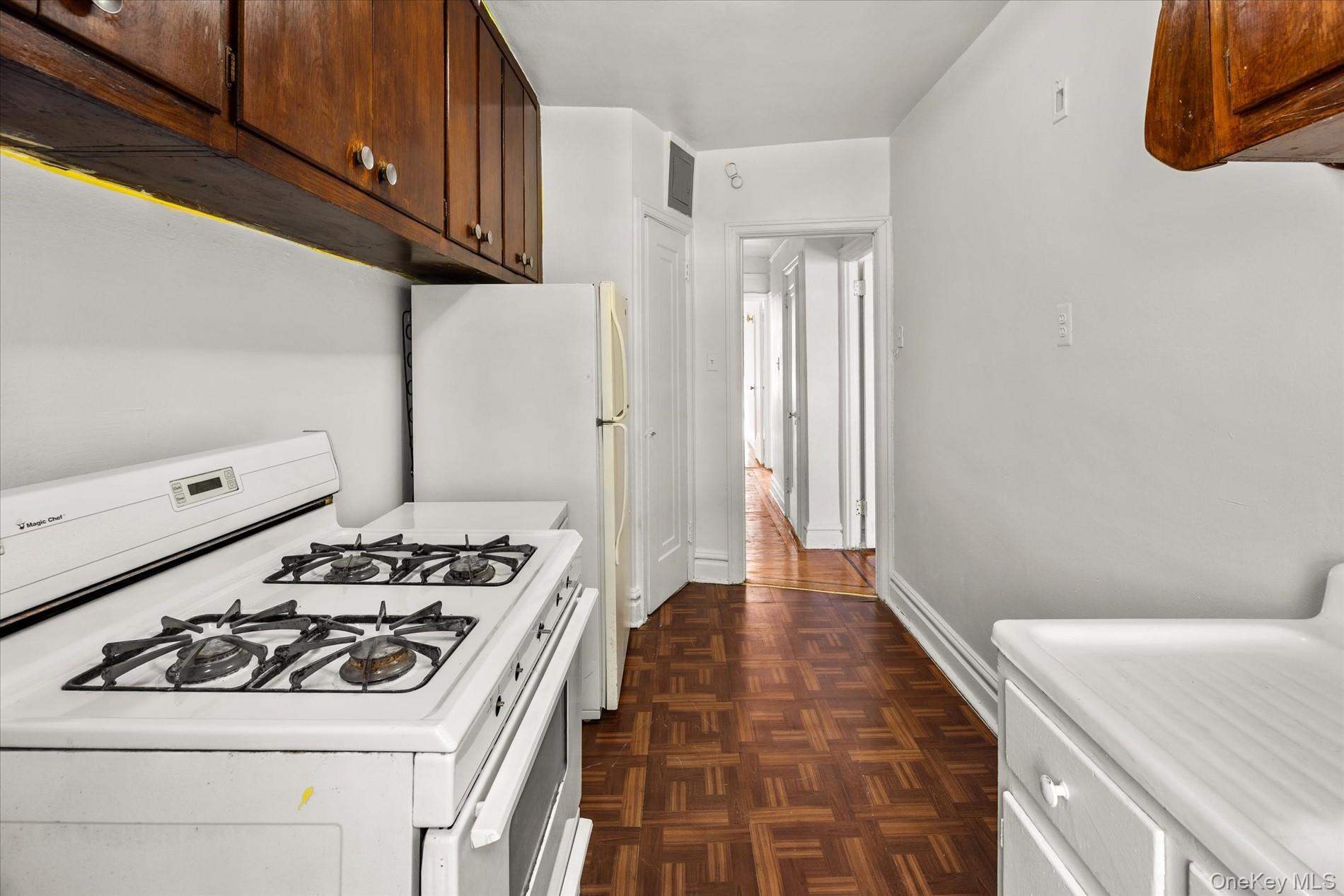 1441 Troy Avenue AVE thumbnail 28