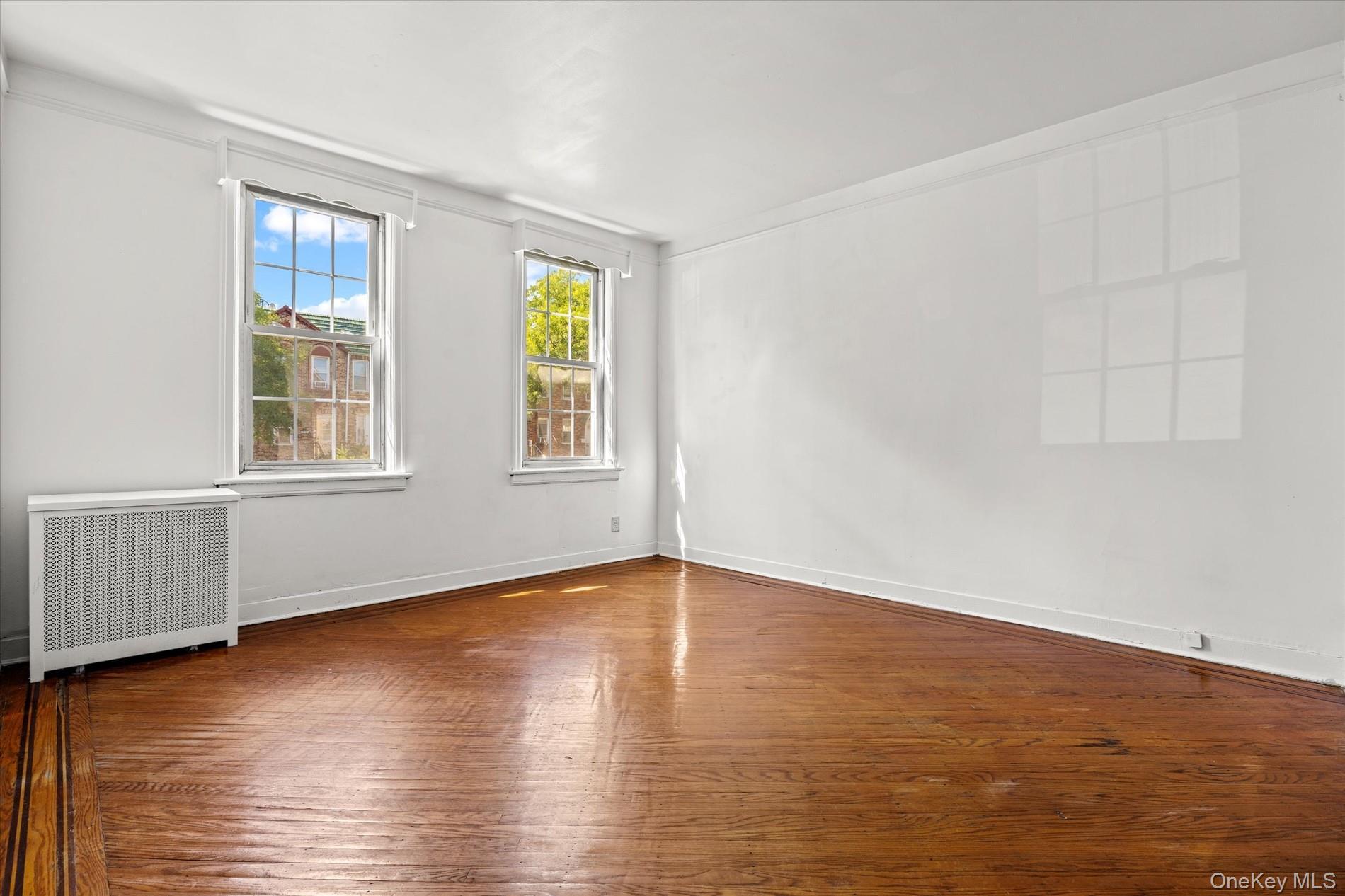 1441 Troy Avenue AVE thumbnail 4