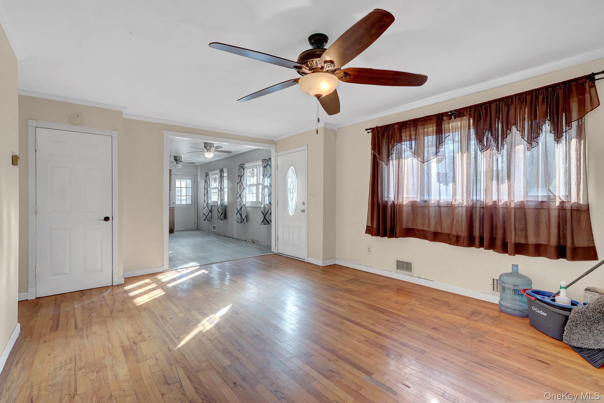 247 Delaware Avenue thumbnail 13
