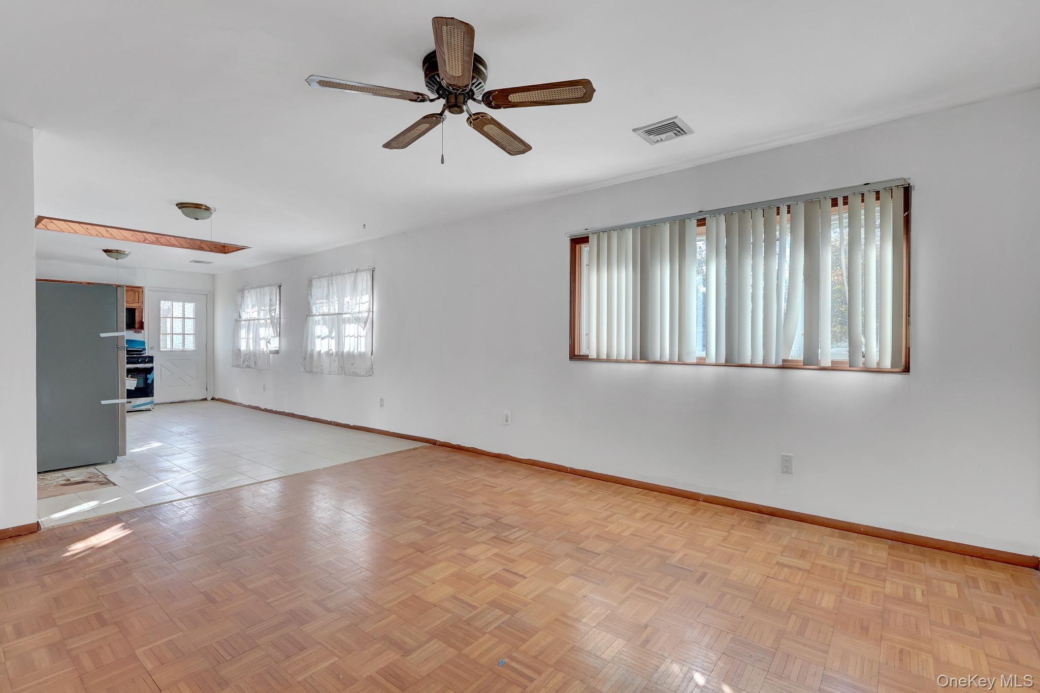 247 Delaware Avenue thumbnail 25