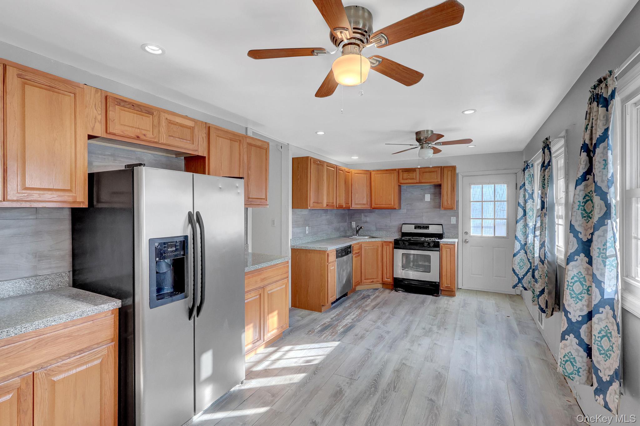 247 Delaware Avenue thumbnail 7