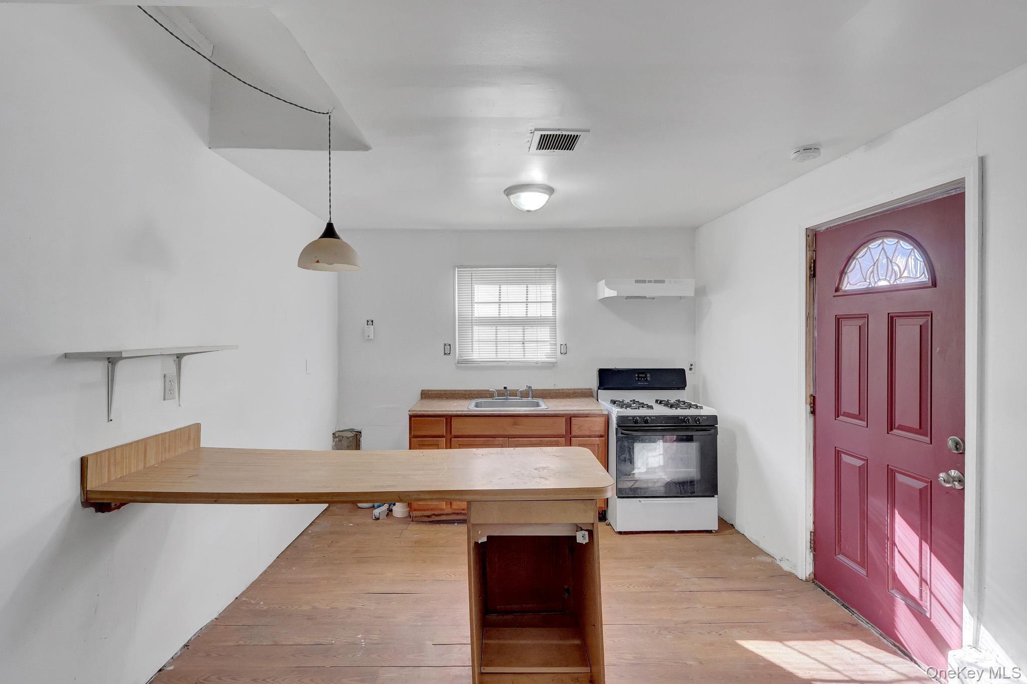 247 Delaware Avenue thumbnail 36