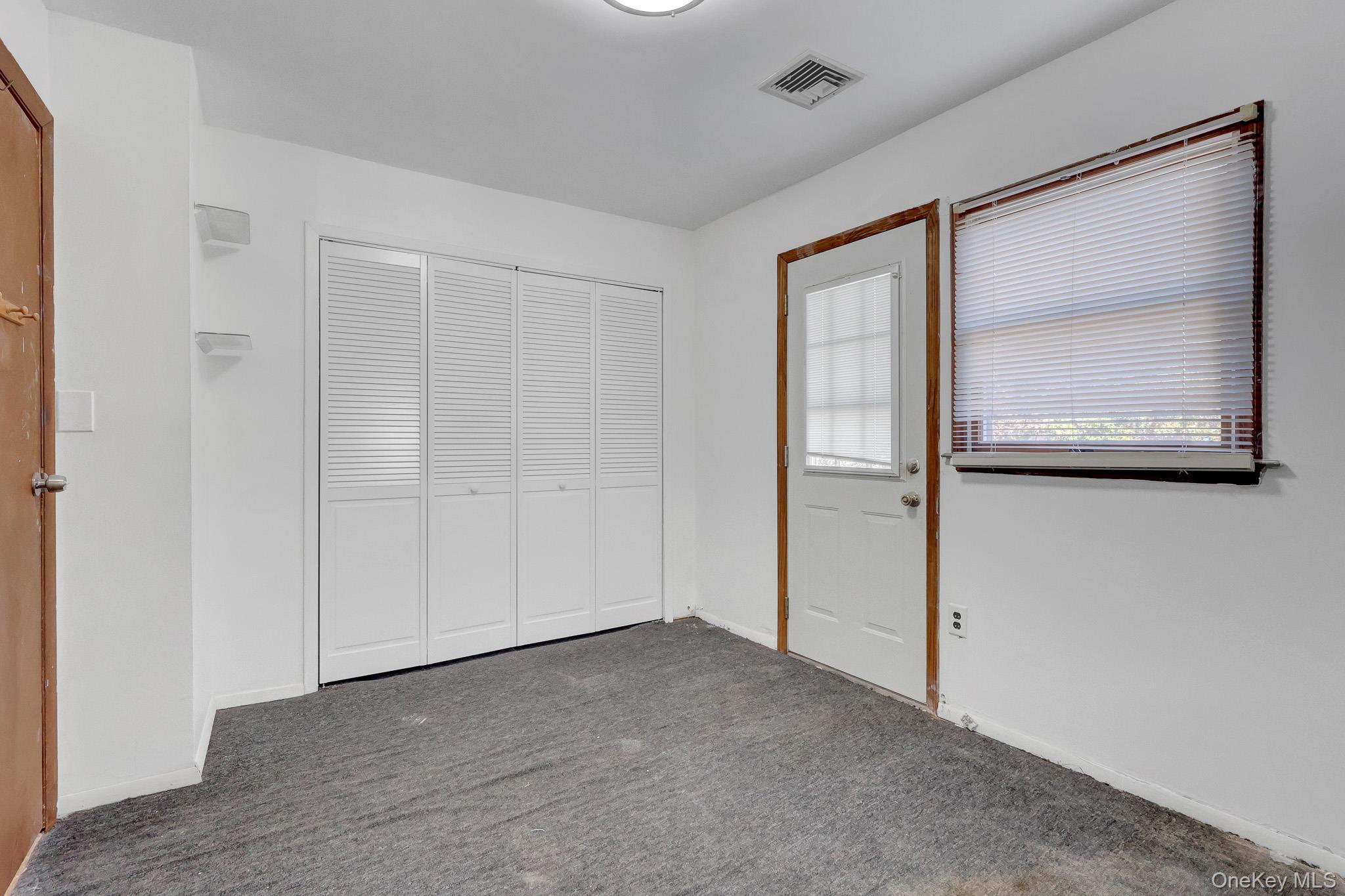 247 Delaware Avenue thumbnail 32