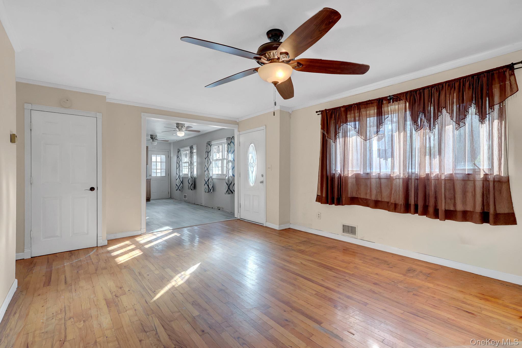 247 Delaware Avenue thumbnail 12