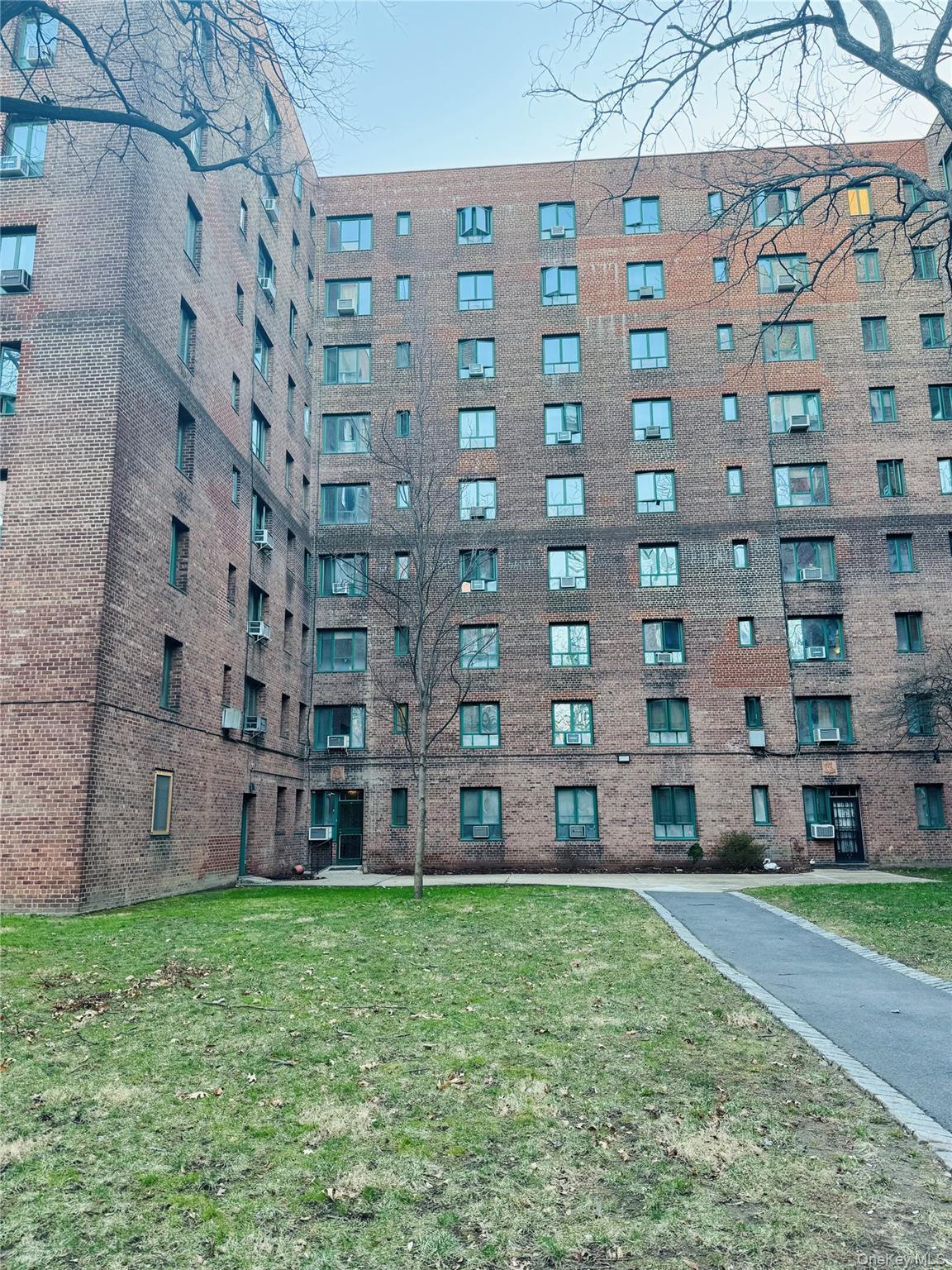 1561 Metropolitan Avenue Unit: TB, Bronx