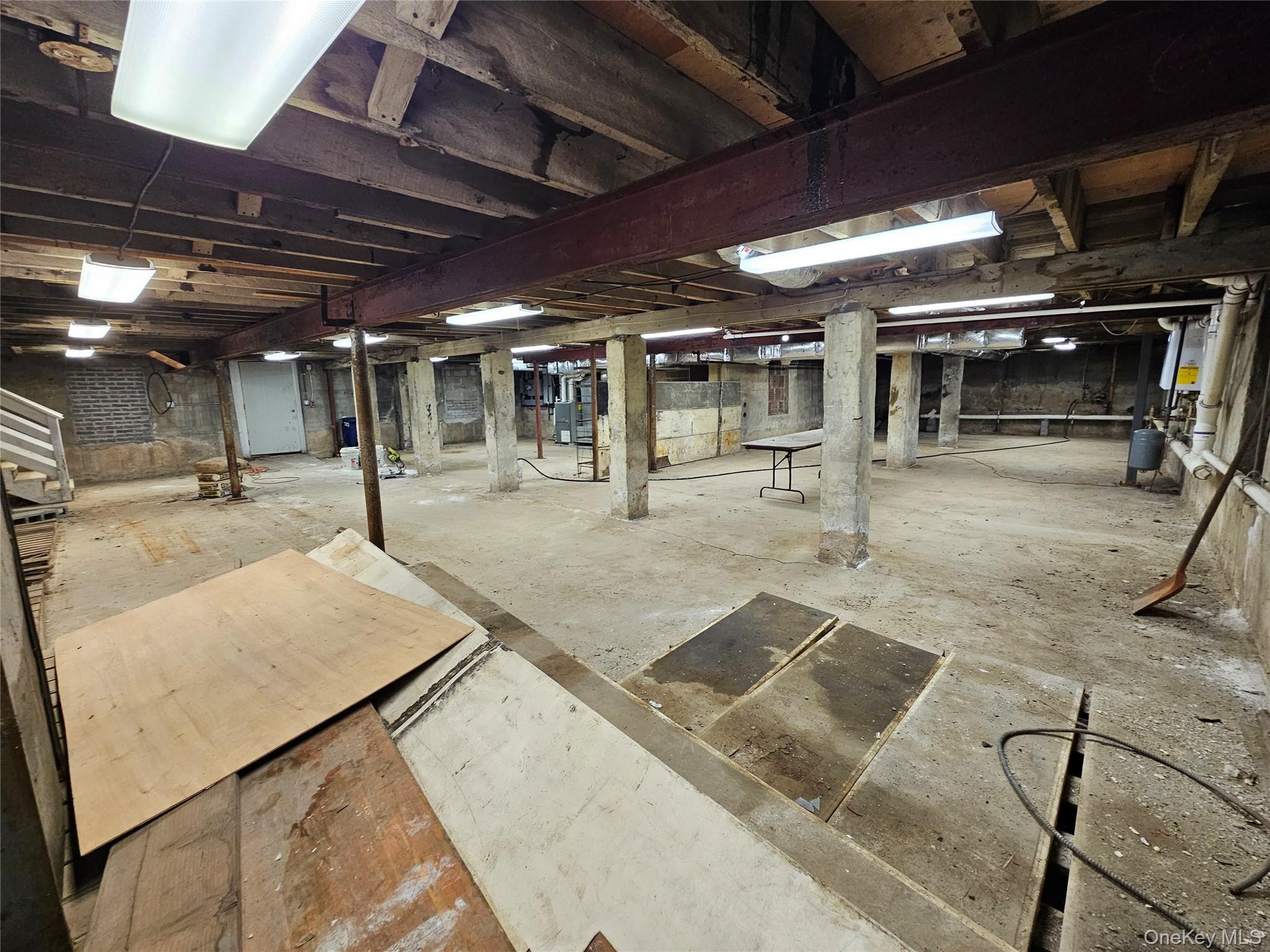 57 S Central Avenue thumbnail 37