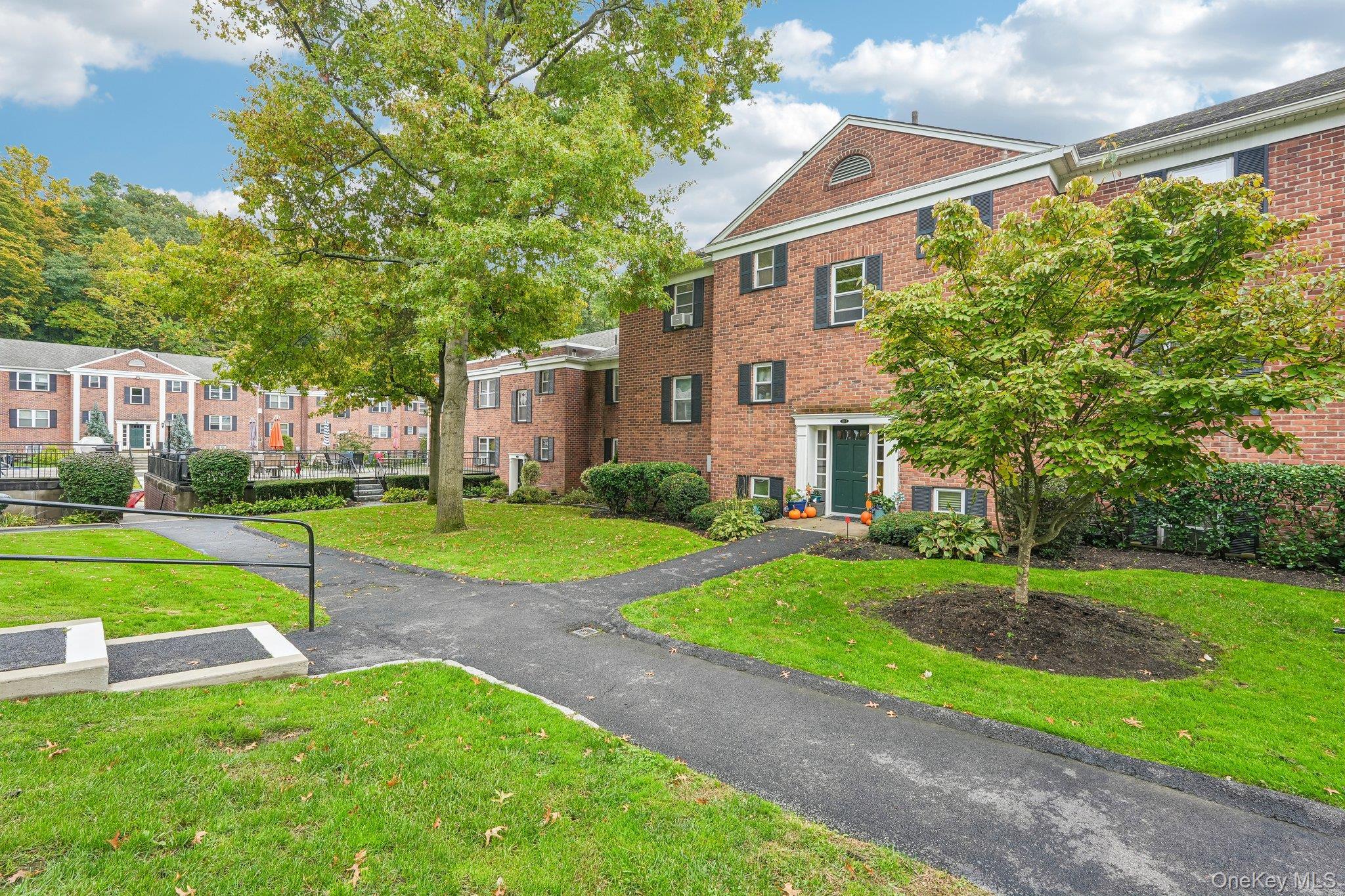 131 -2 S Highland Avenue Unit: A 5 thumbnail 2
