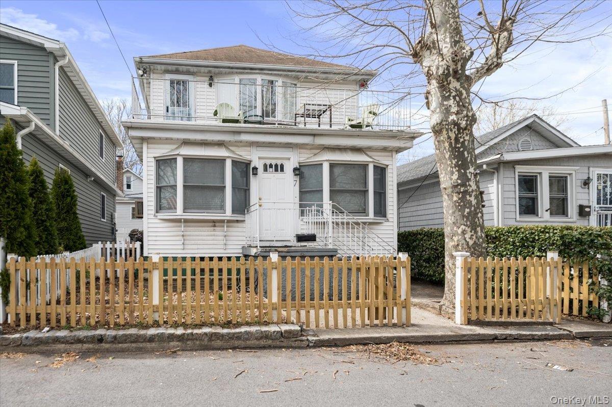 7 Poplar Avenue Unit: 7, Bronx