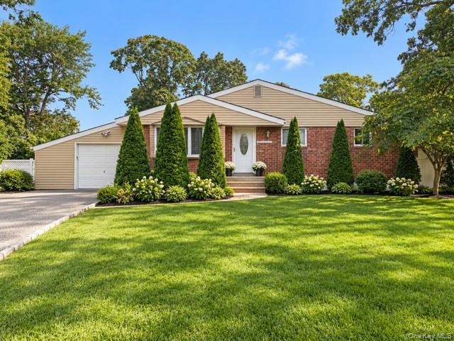 243 Vermont Avenue, Bay Shore