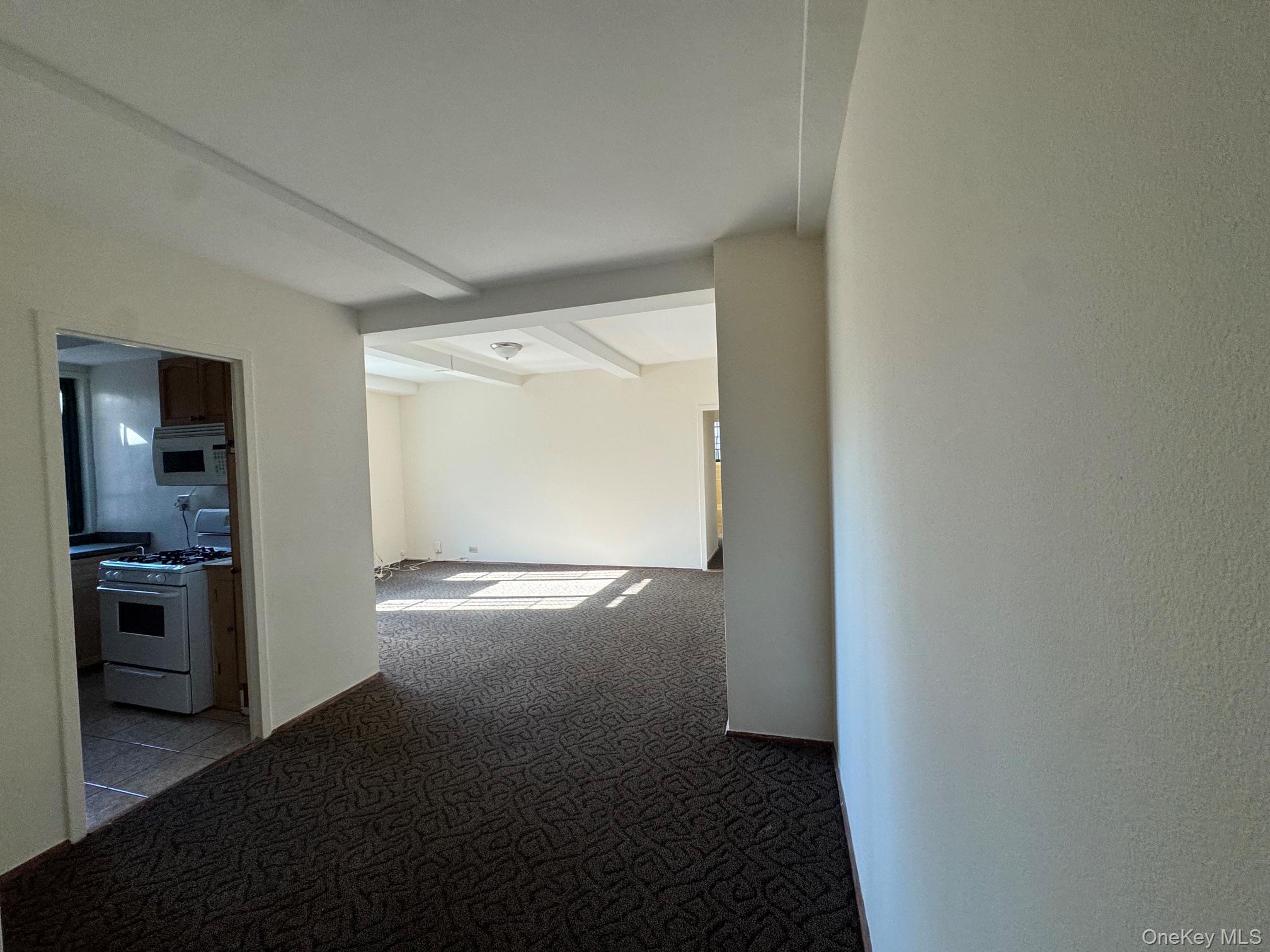 9 Metropolitan Oval Unit: 7C thumbnail 9