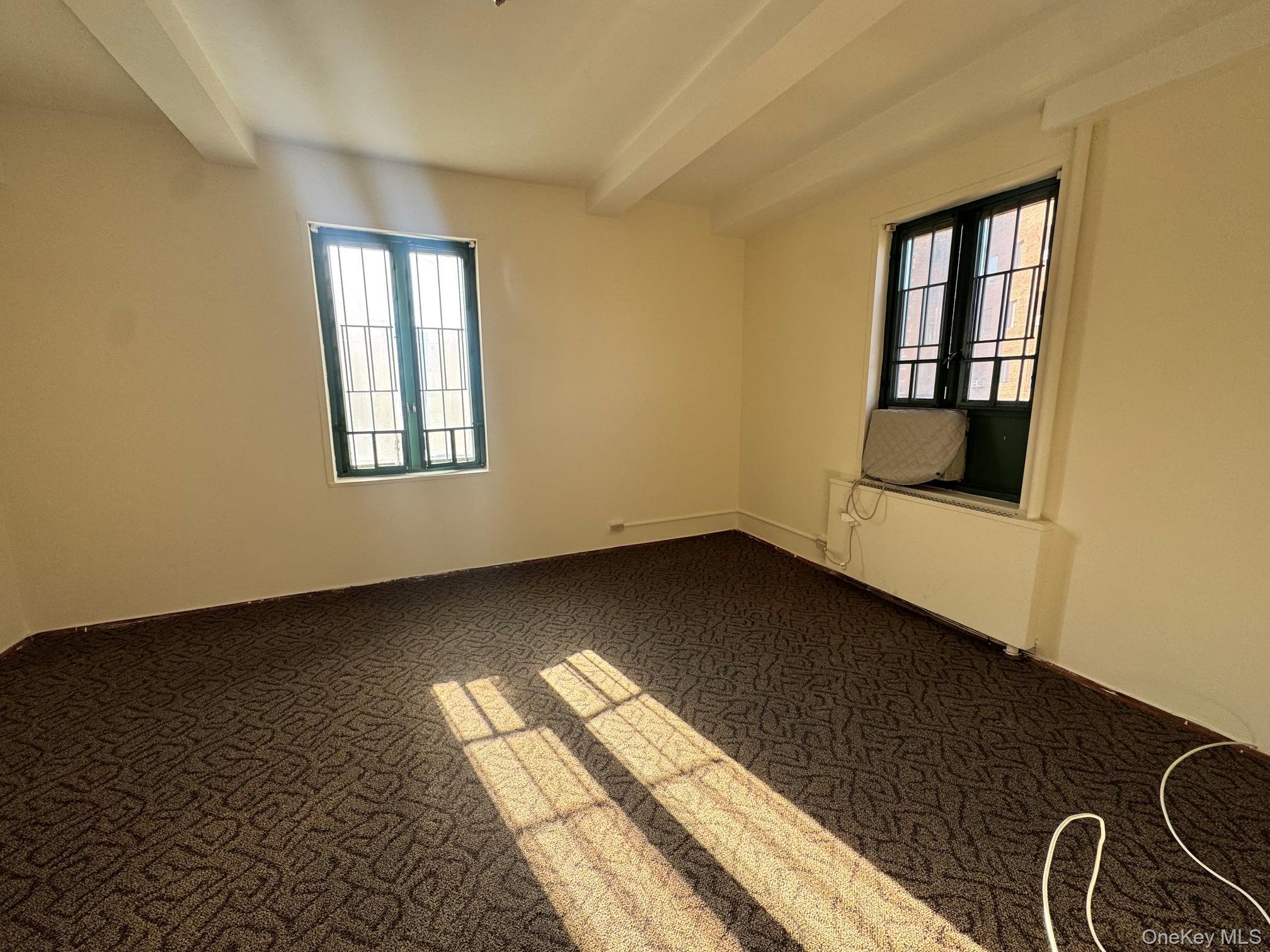 9 Metropolitan Oval Unit: 7C thumbnail 5