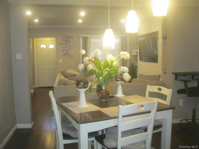 2716 Morgan Avenue thumbnail 3