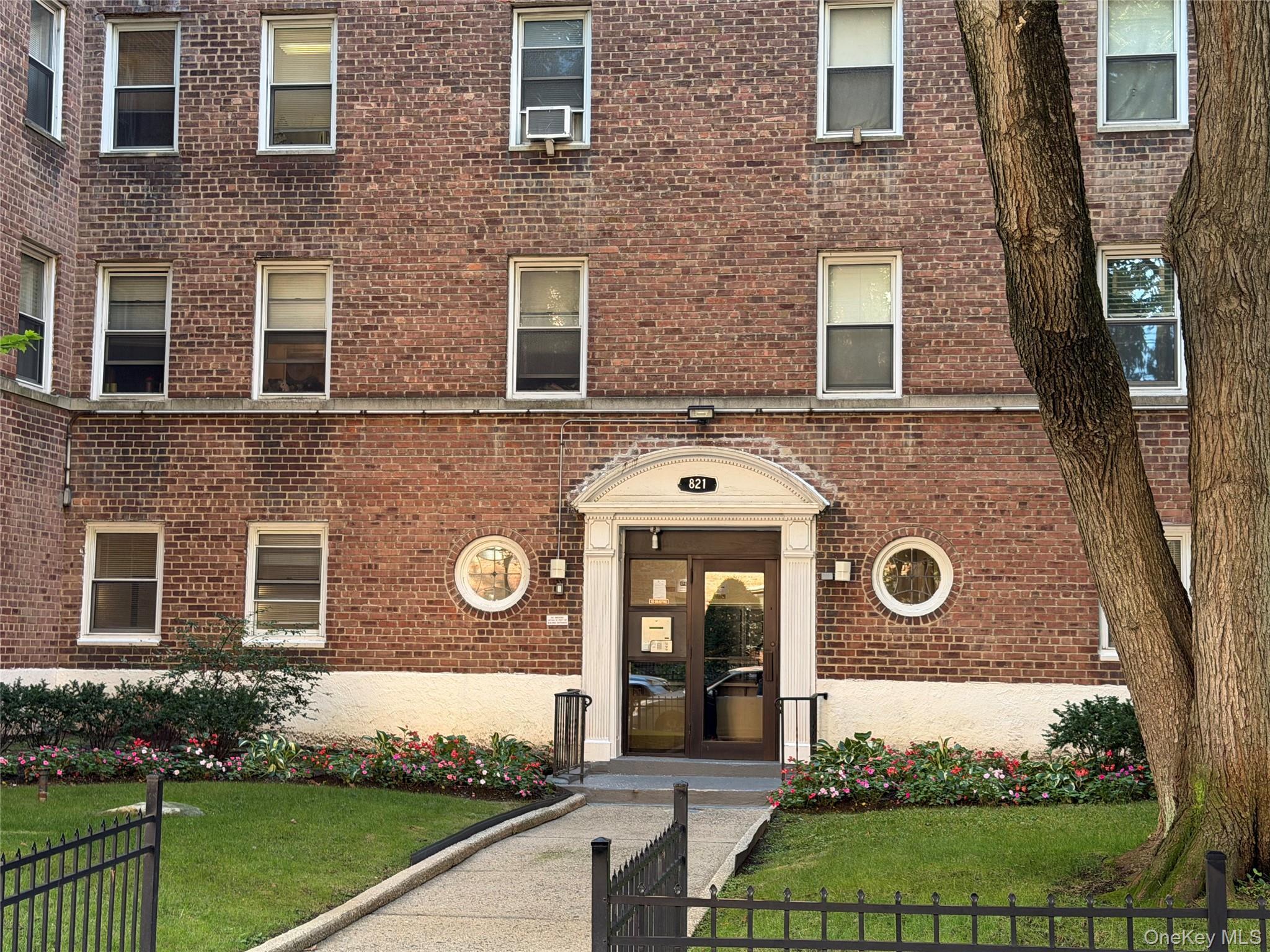 821 Bronx River Road Unit: BG, Bronxville