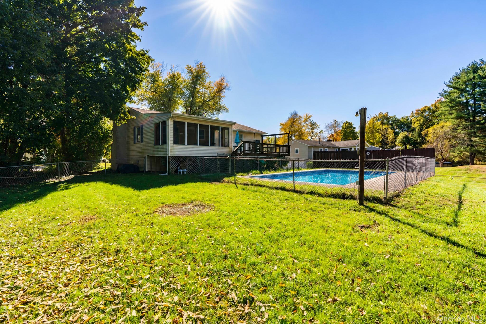 14 Dorett Drive thumbnail 16