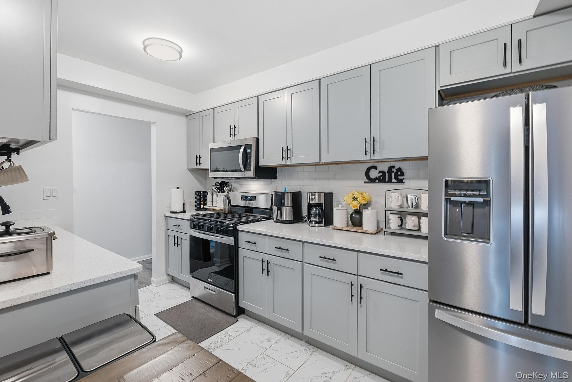 1234 Midland Avenue Unit: 4H thumbnail 13