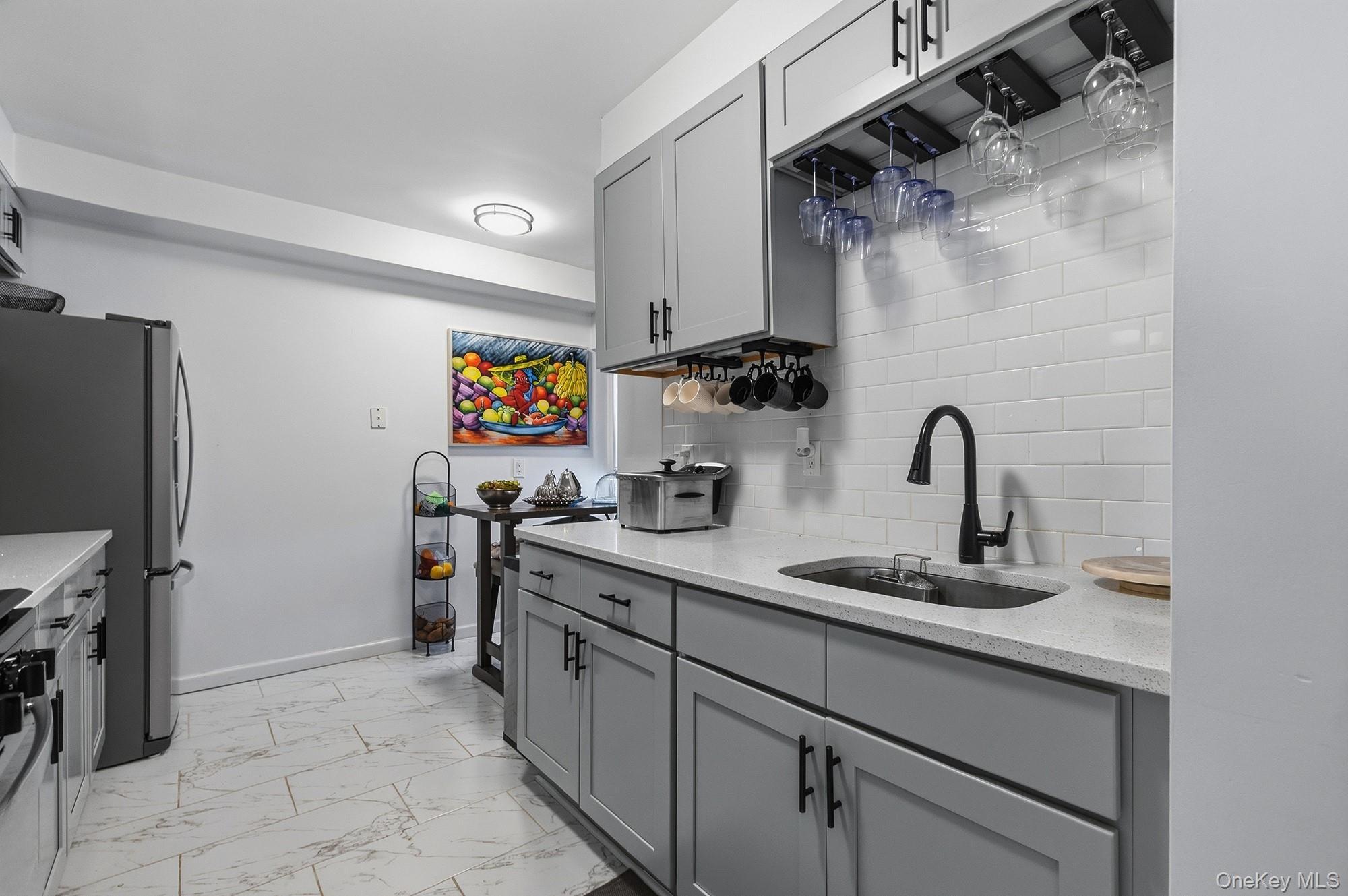 1234 Midland Avenue Unit: 4H thumbnail 14