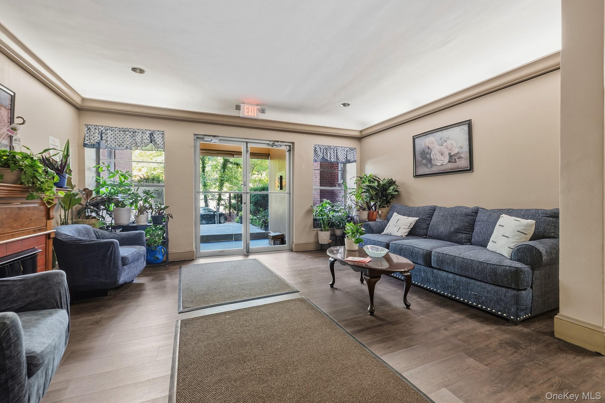 1234 Midland Avenue Unit: 4H thumbnail 25