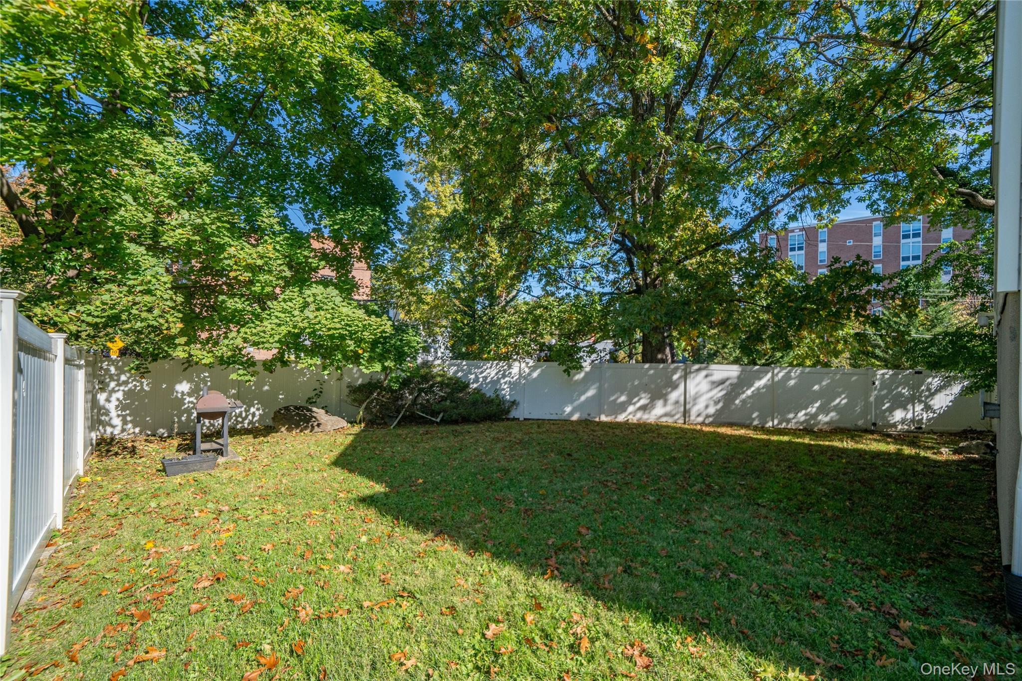 15 Summit Avenue thumbnail 5