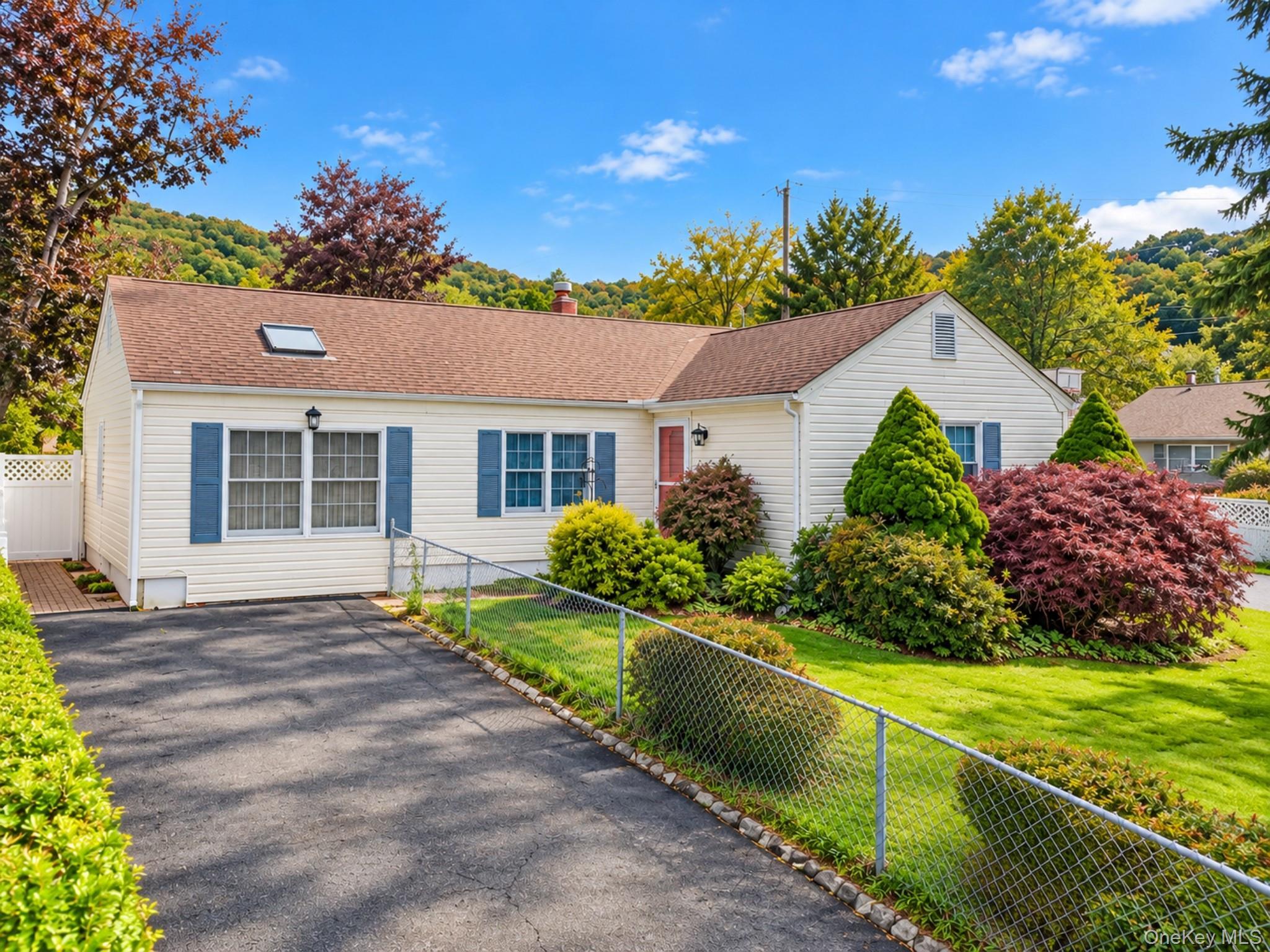 2 Maple Avenue, Garnerville