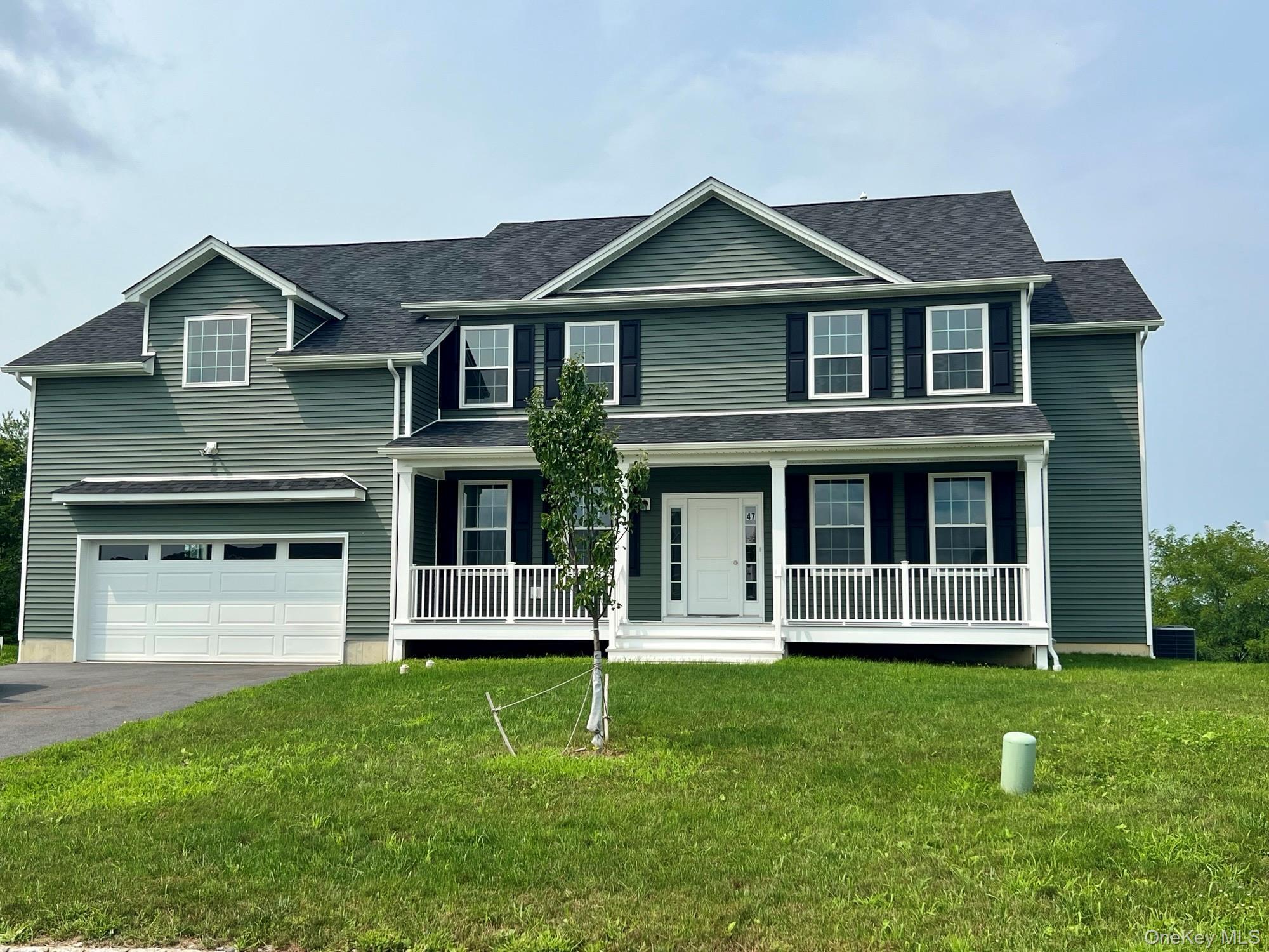 47 Dartmouth Drive, Poughkeepsie