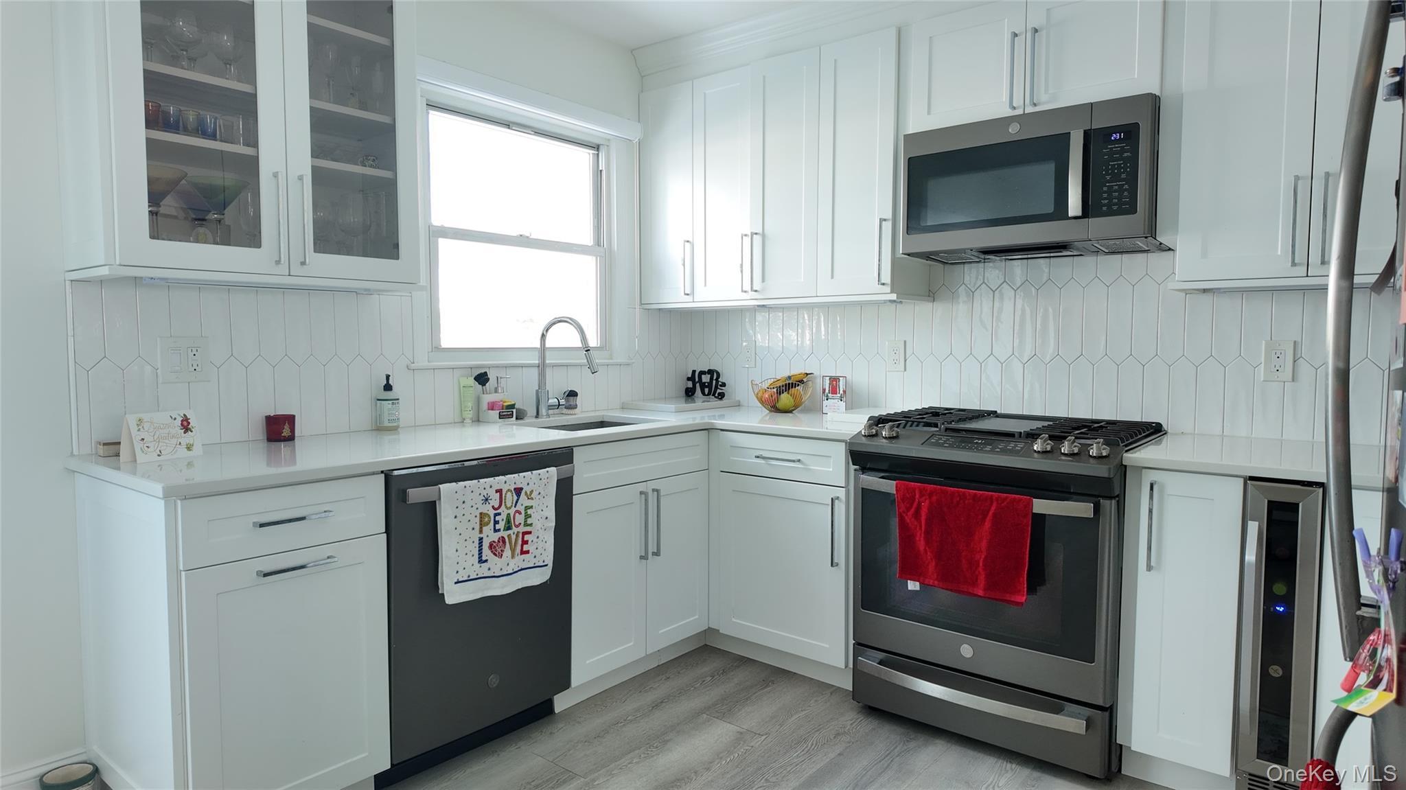 10 Lenox Court Unit: 807, Suffern