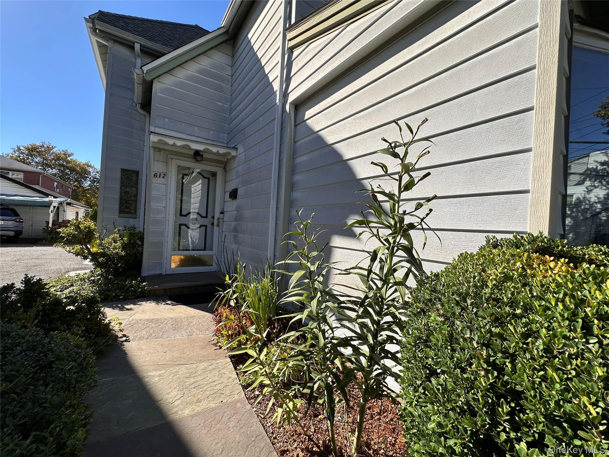 612 S 8th Avenue thumbnail 25