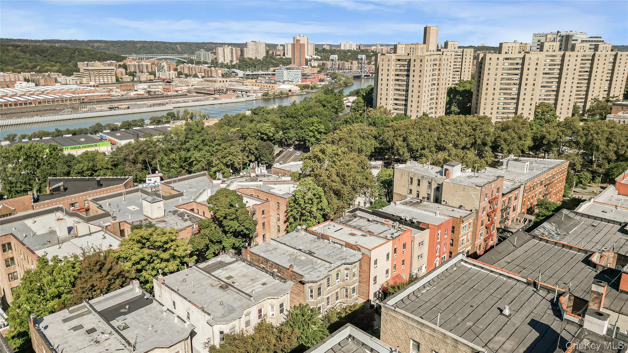 2307 Loring Place thumbnail 3