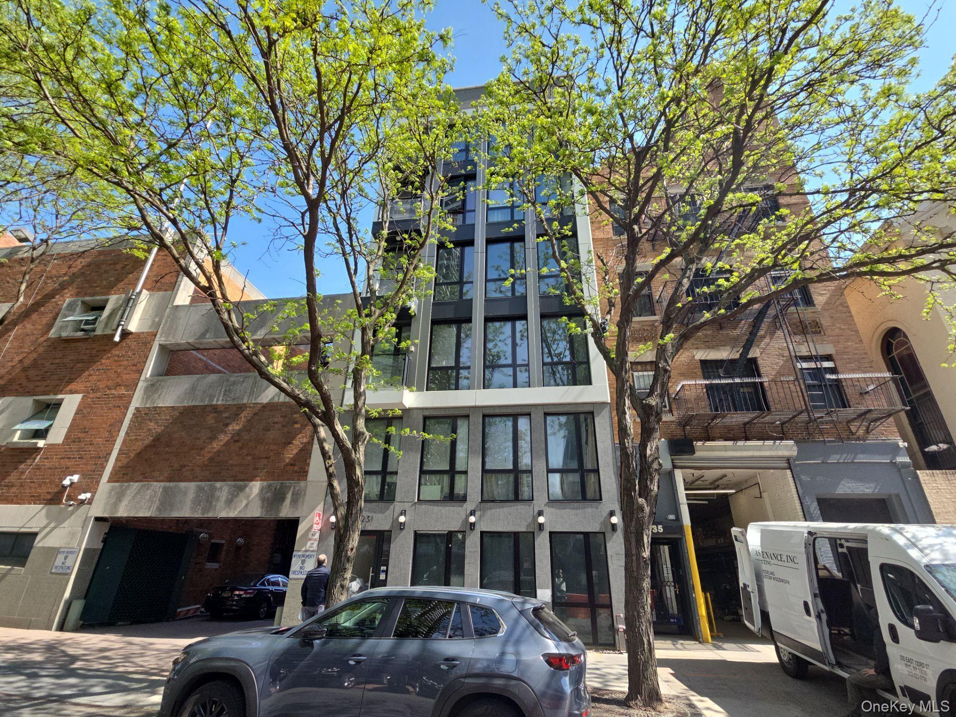 231 E 123rd Street, New York (manhattan)