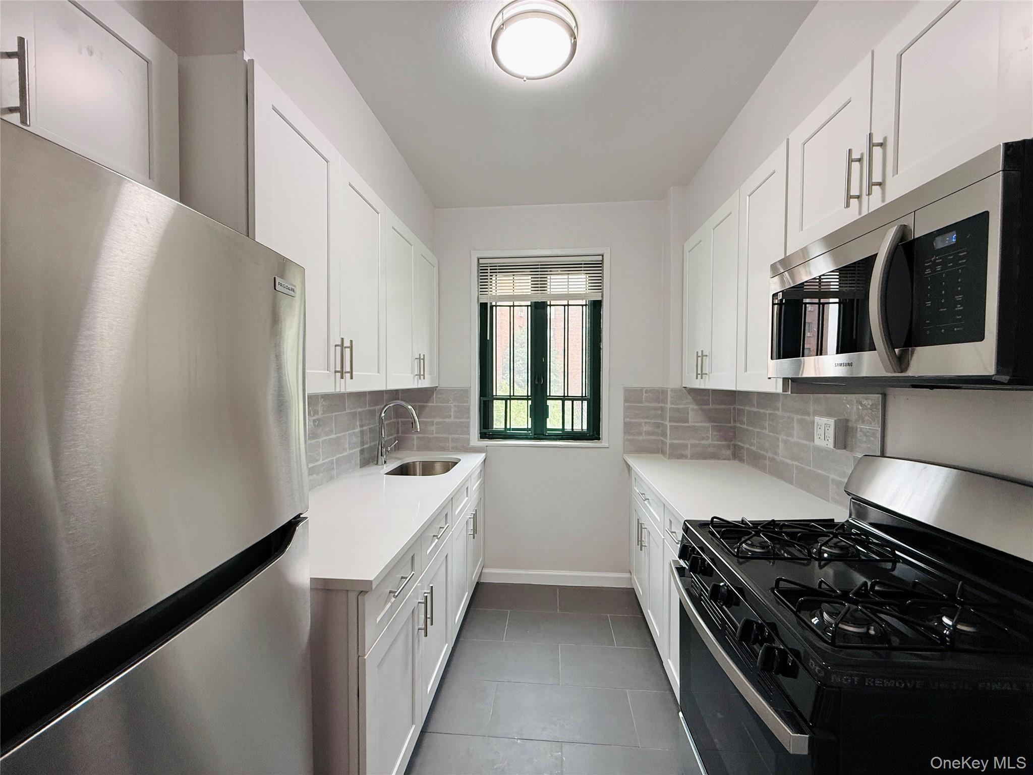 1705 Purdy Street Unit: 3C, Bronx