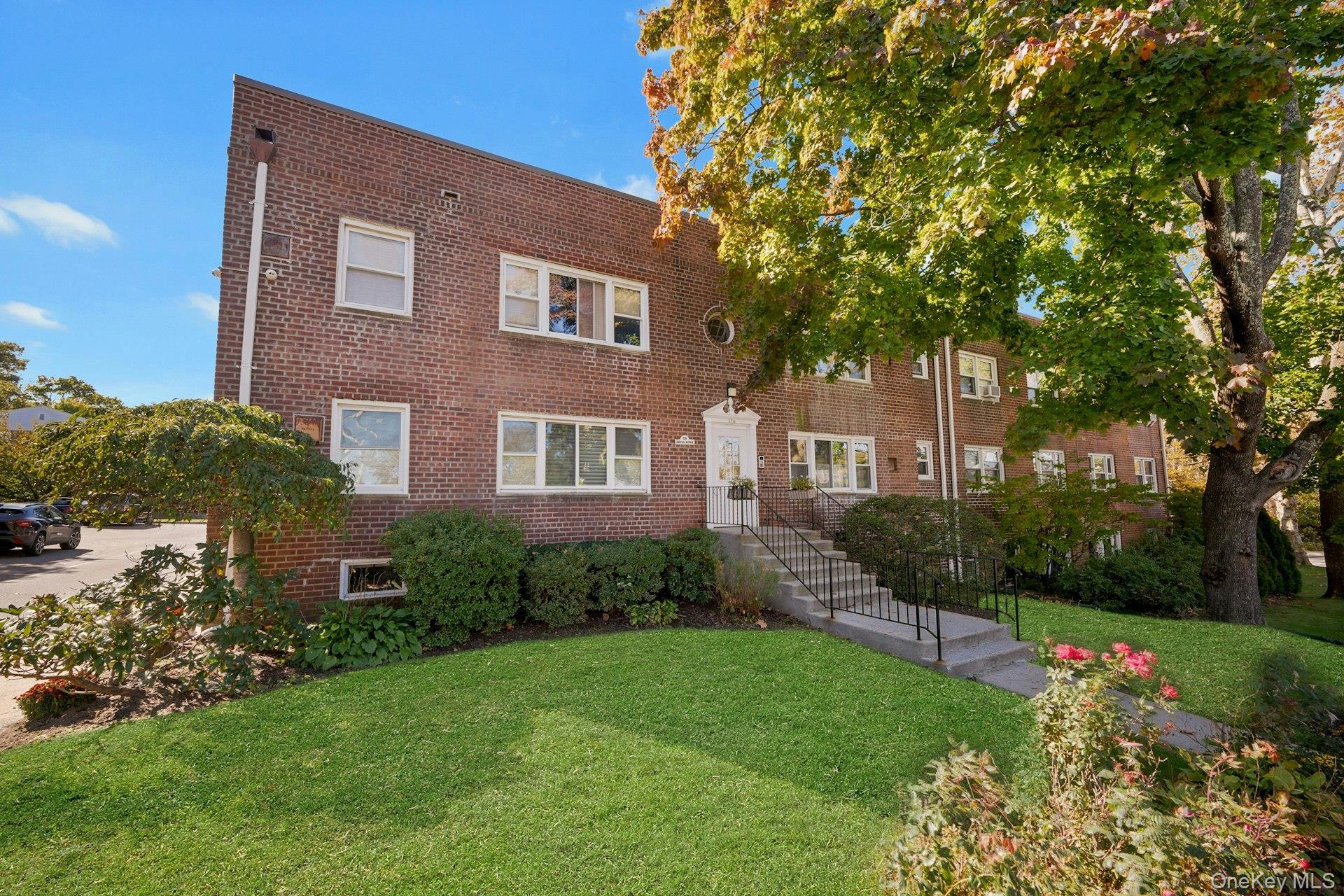 156 Lincoln Avenue Unit: 4L thumbnail 2